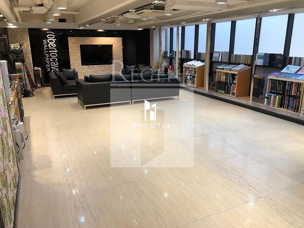 CAUSEWAY BAY CENTRE (銅鑼灣中心)