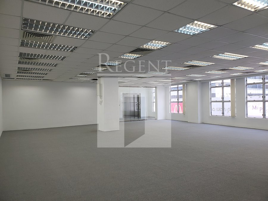 MANLEY TOWER (萬利中心)