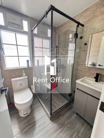 FAVOR INDUSTRIAL CENTRE (飞亚工业中心)-C0667966