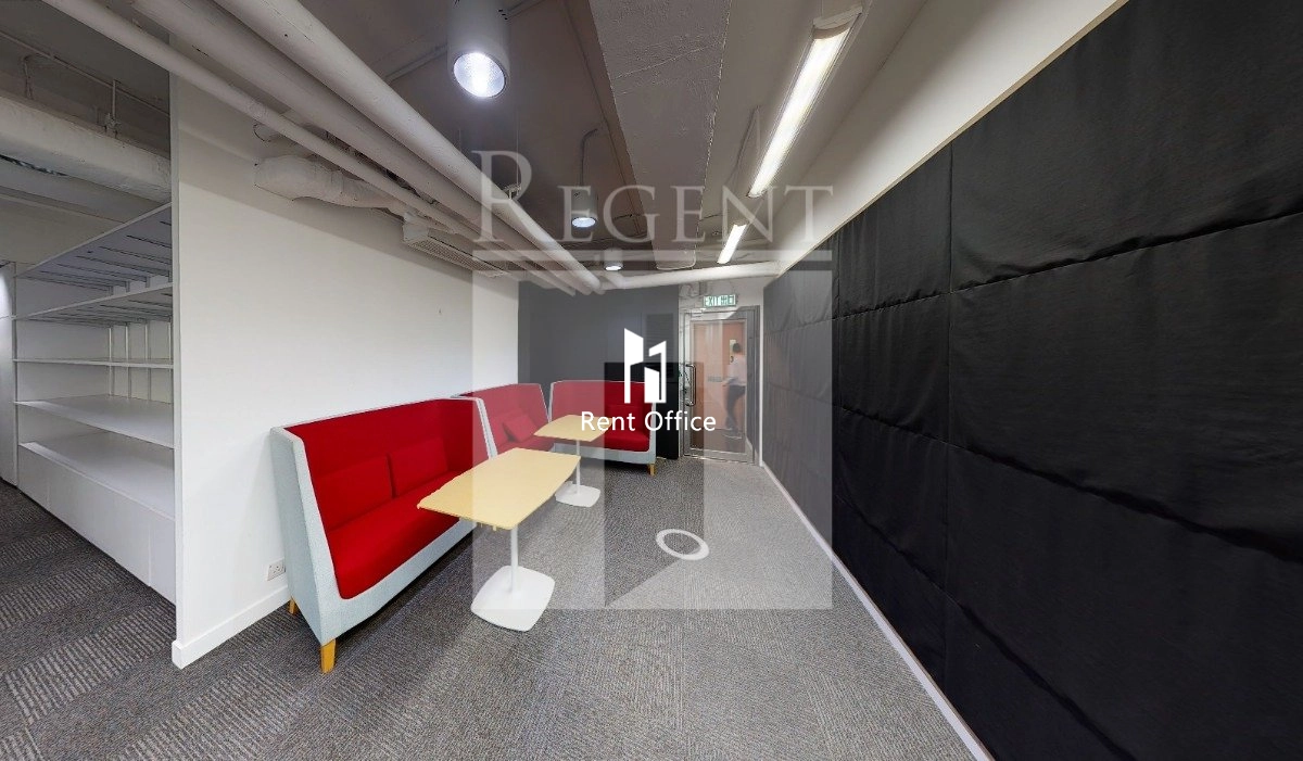 UNIVERSAL TRADE CENTRE (環貿中心)-RGP014454