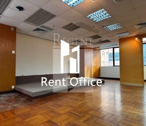 BREAKTHROUGH CENTRE (突破中心)