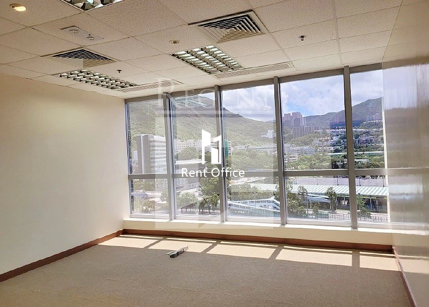 ONE ISLAND SOUTH -RGP025055