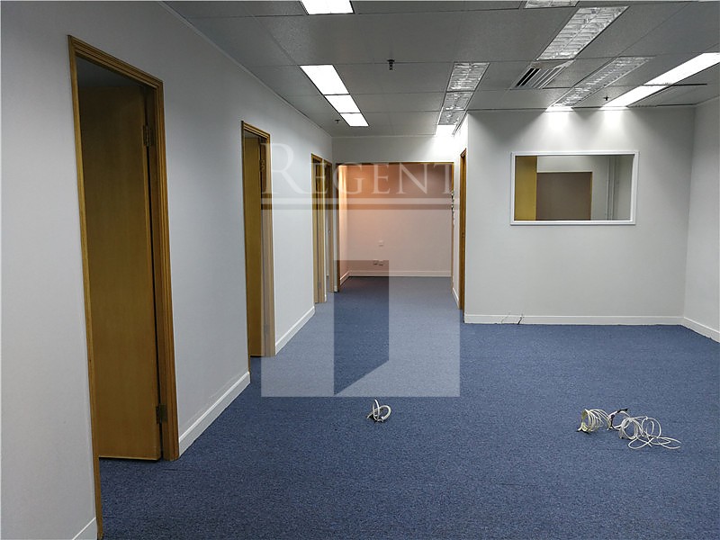 EMPEROR GROUP CENTRE (英皇集團中心)