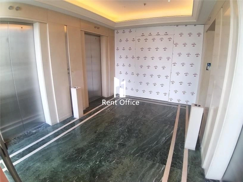 半島酒店辦公室大樓