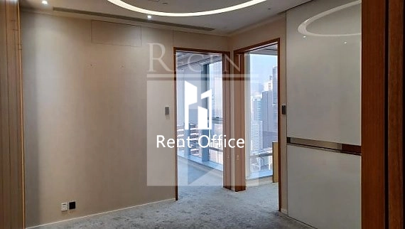 CENTRIUM (中央廣場)