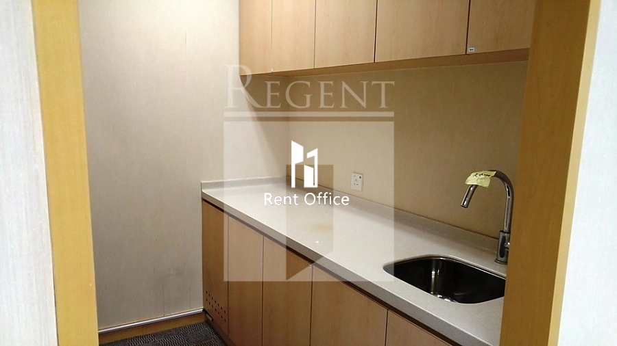 THE CENTER (中環中心)-RGP010813