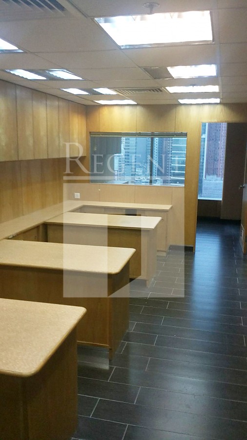 PARK AVENUE TOWER (百富中心)