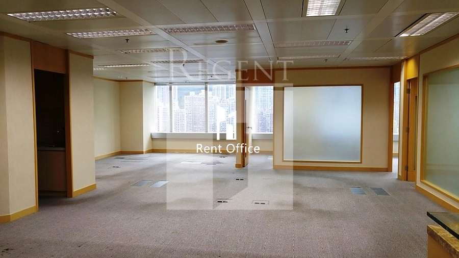 THE CENTER (中環中心)