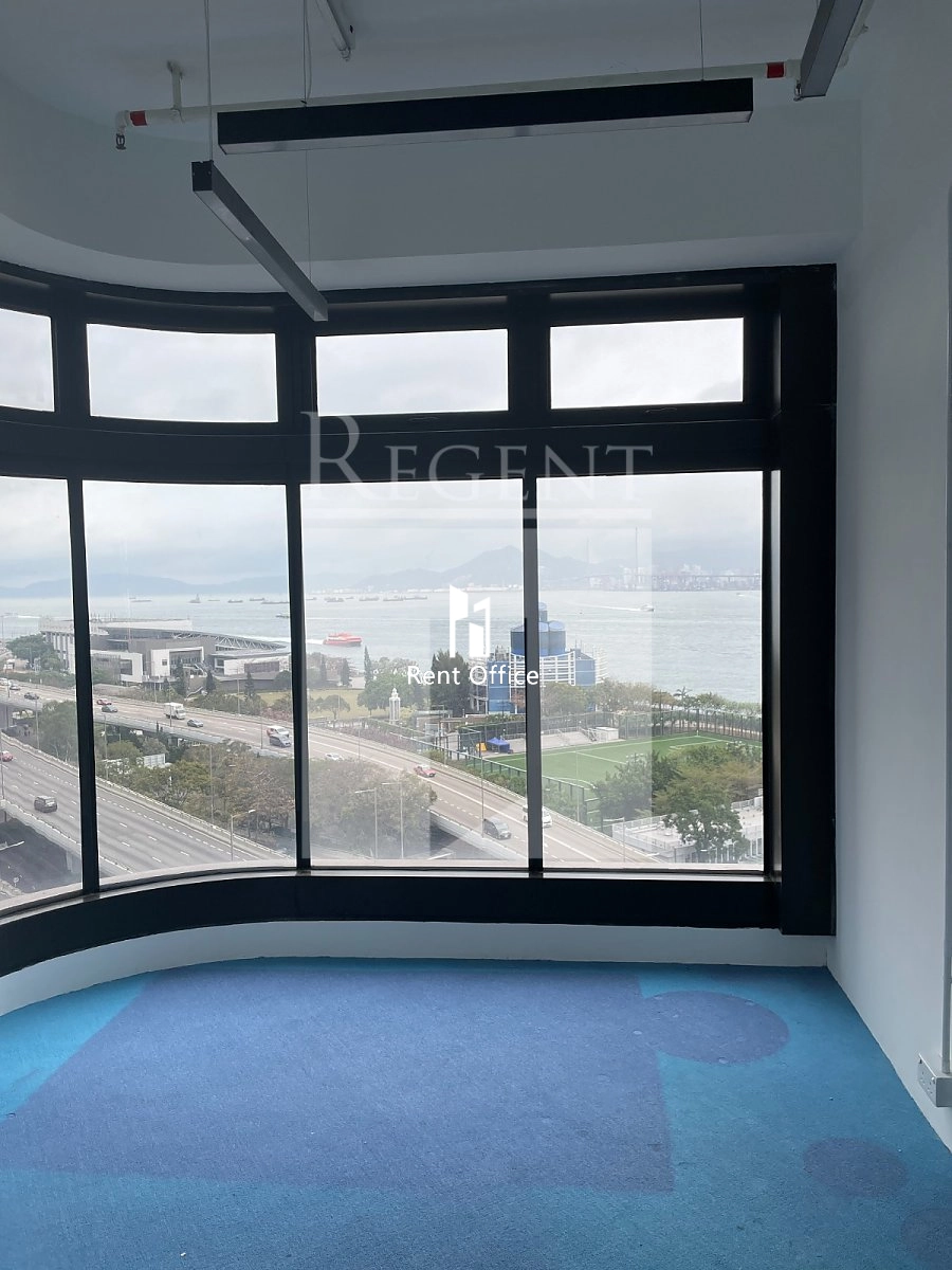 CONNAUGHT MARINA (干諾中心)