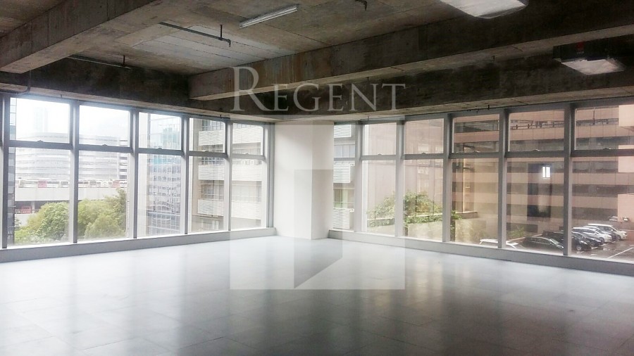 YHC TOWER (恩浩國際中心)