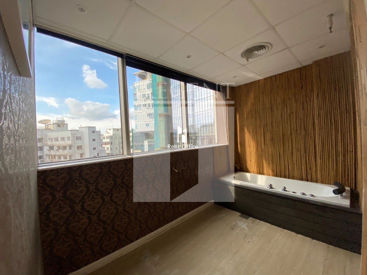 WAY ON COMMERCIAL BUILDING (維安商業大廈)