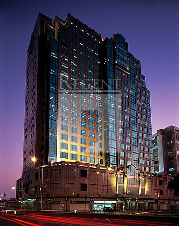 LU PLAZA (振萬廣場)