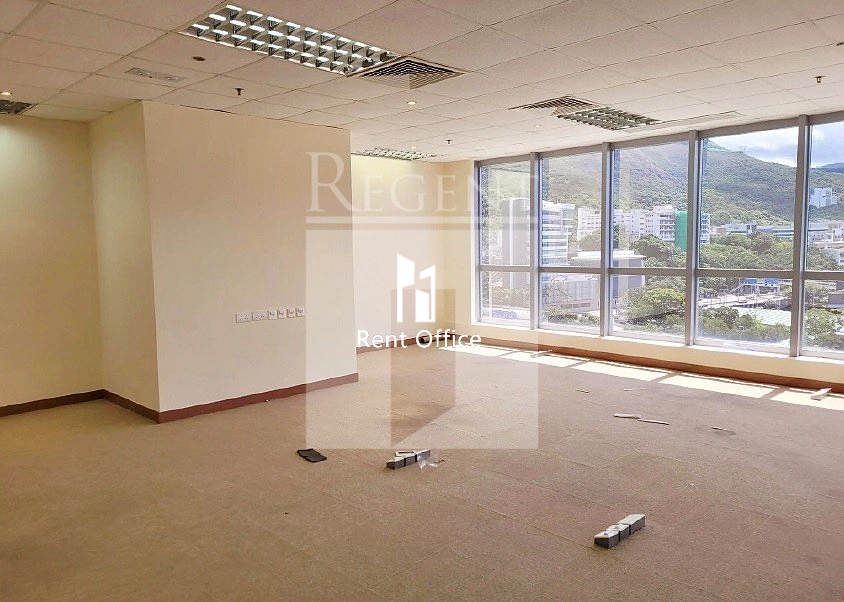 ONE ISLAND SOUTH -RGP025055