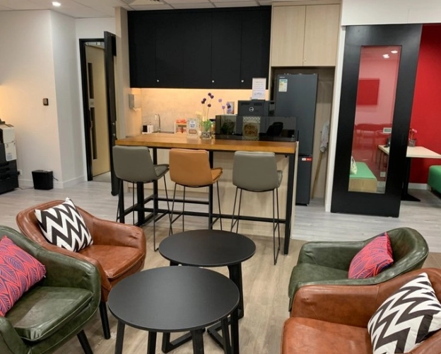 創紀之城5期 - 東亞銀行中心 (APM)