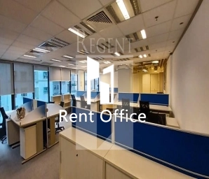 HOLLYWOOD CENTRE (荷李活商业中心)