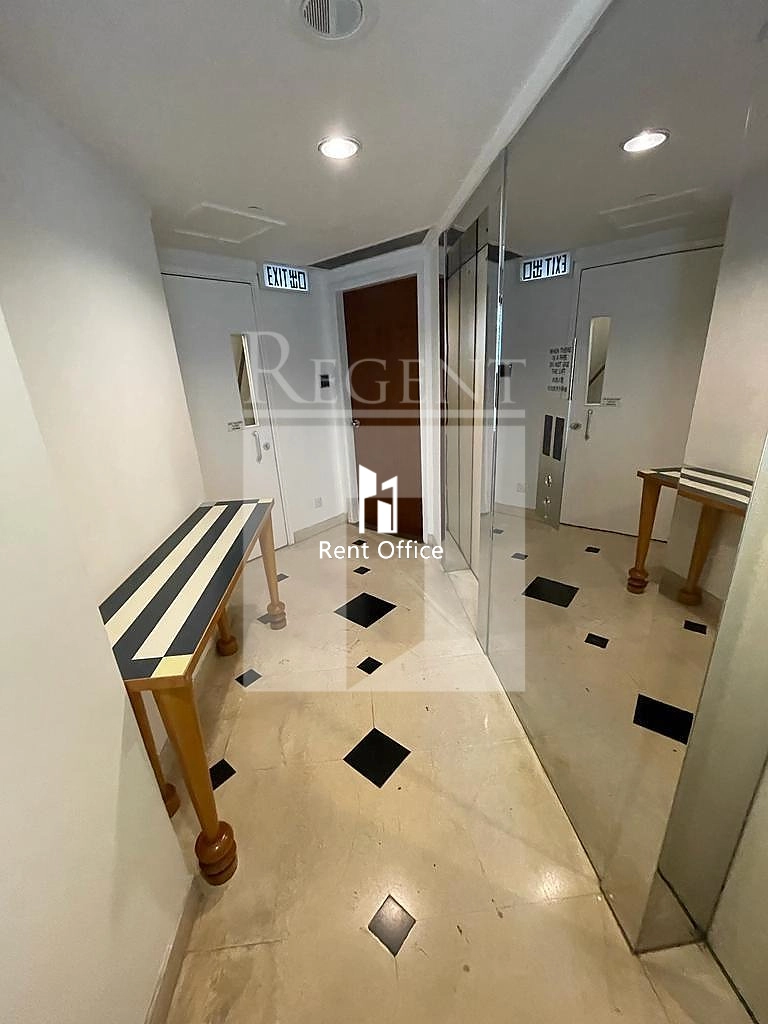 LAN KWAI FONG 1 (蘭桂坊1號)-RGP025044