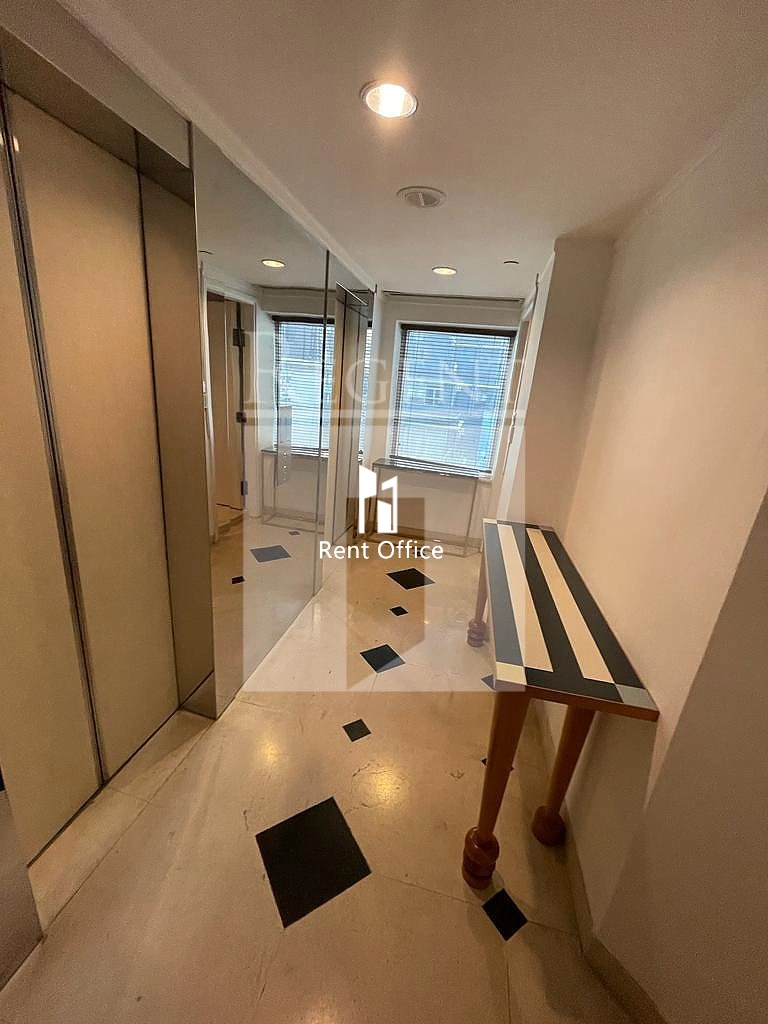 LAN KWAI FONG 1 (蘭桂坊1號)-RGP025044