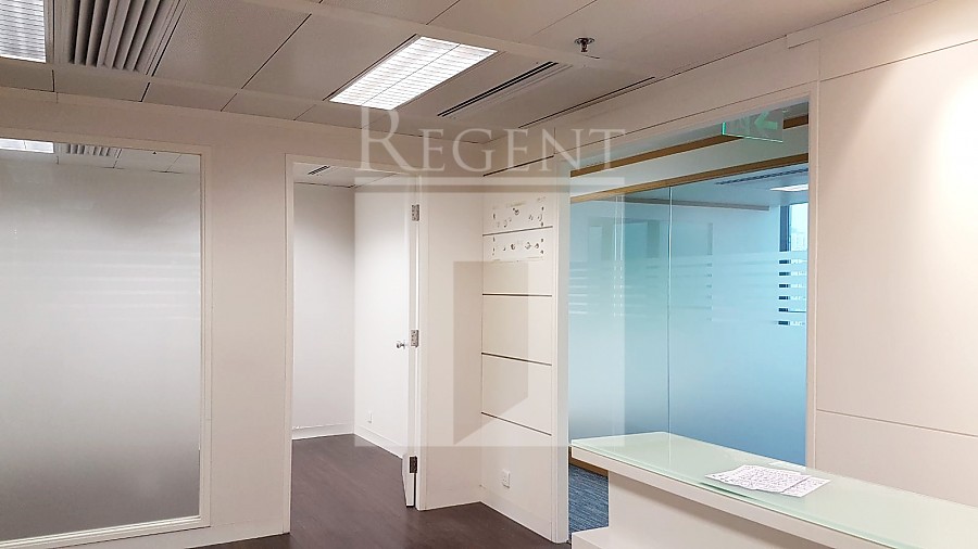 LU PLAZA (振萬廣場)