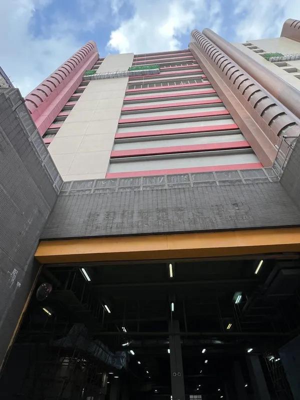 新鸿基物流中心