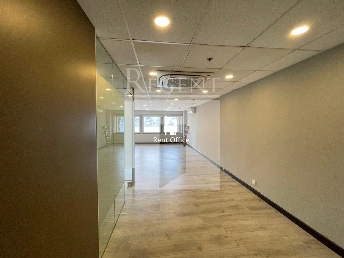 STAR HOUSE (星光行)