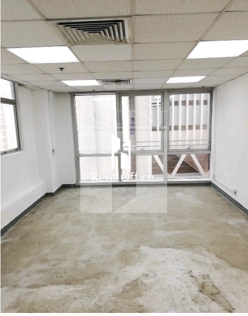 135 BONHAM STREETRAND TRADE CENTRE (文咸東街135商業中心)