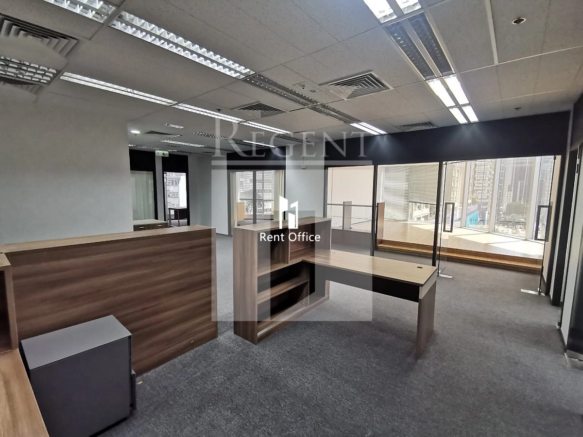 SINO PLAZA (信和廣場)