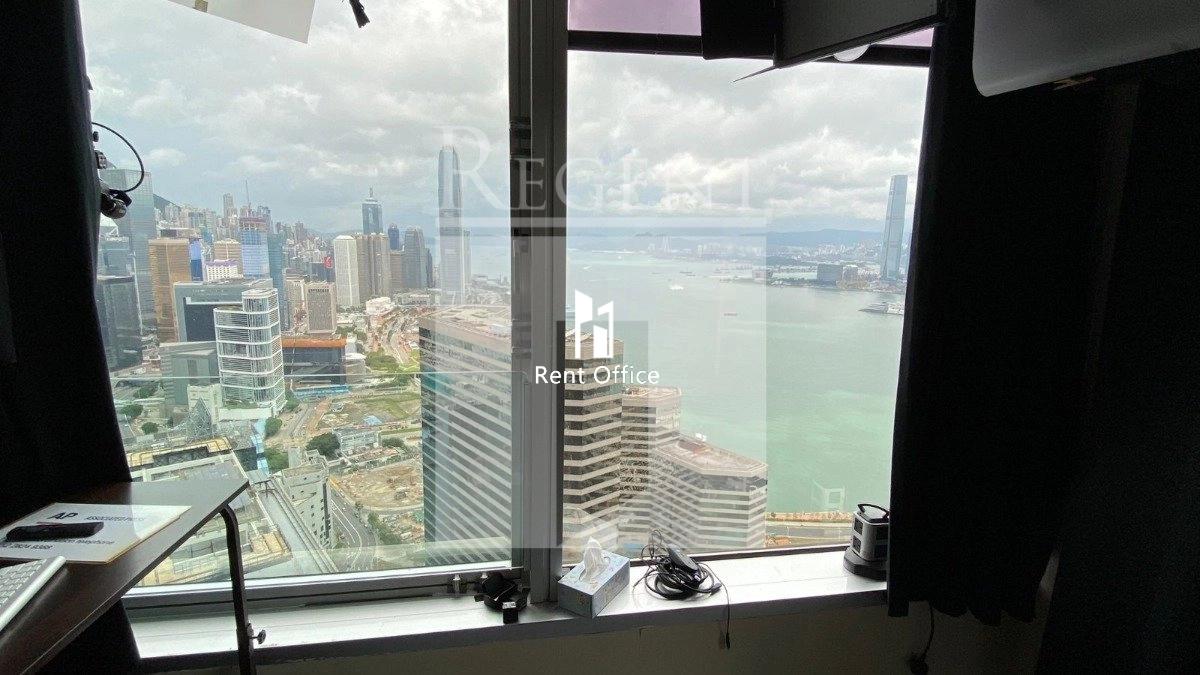 CENTRAL PLAZA (中环广场)-RGP032306