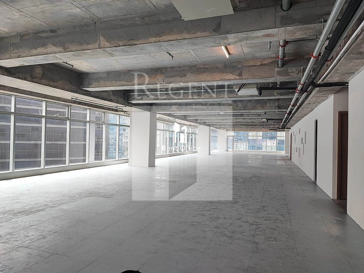 1 SHA TSUI ROAD (沙咀道1號)