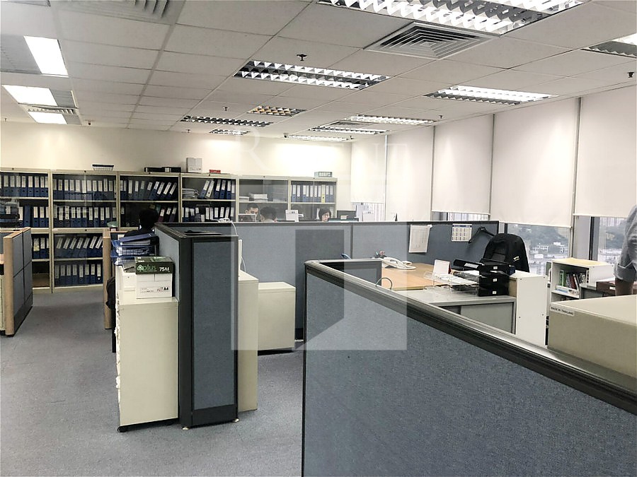 SKYLINE TOWER (宏天廣場)