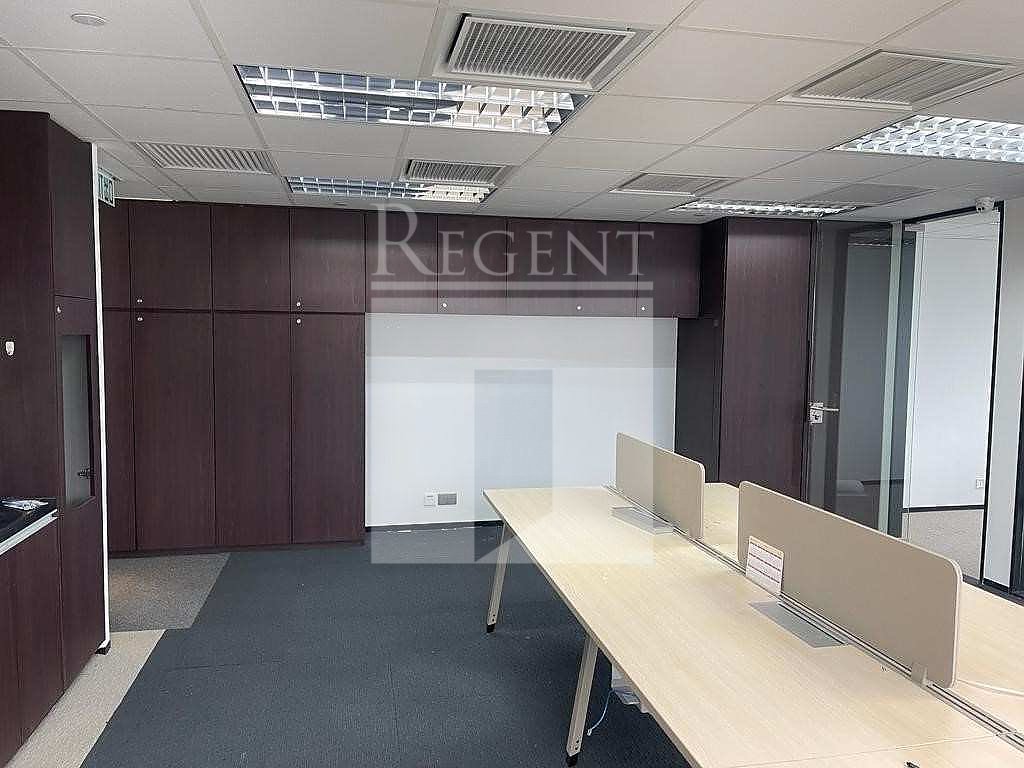 SHUN TAK CENTRE (CHINA MERCHANTS TOWER) (信德中心 招商局大廈)