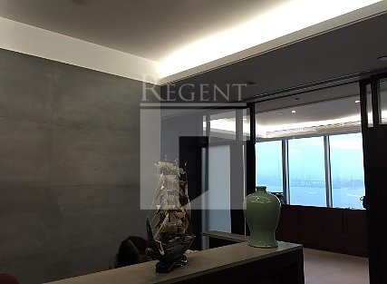 CONNAUGHT ROAD W 118 (干諾道西118號)