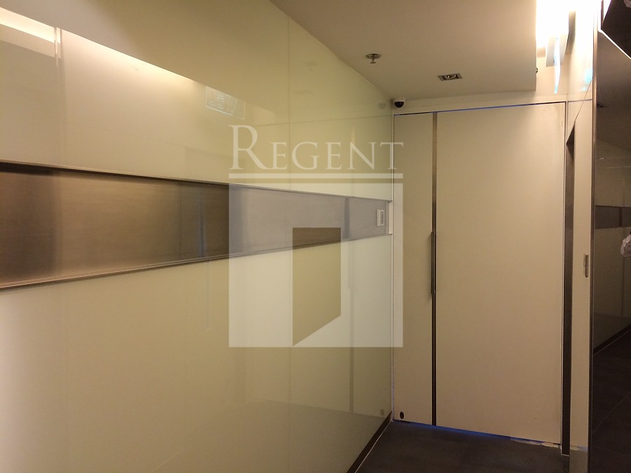 LIPPO LEIGHTON PLAZA (力寶禮頓大廈)