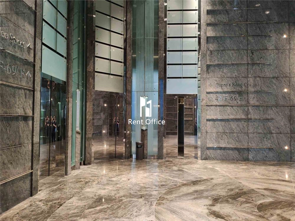 The Center  中環中心