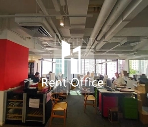 HOLLYWOOD CENTRE (荷李活商业中心)