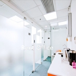 135 Commercial Centre, Bonham Street East