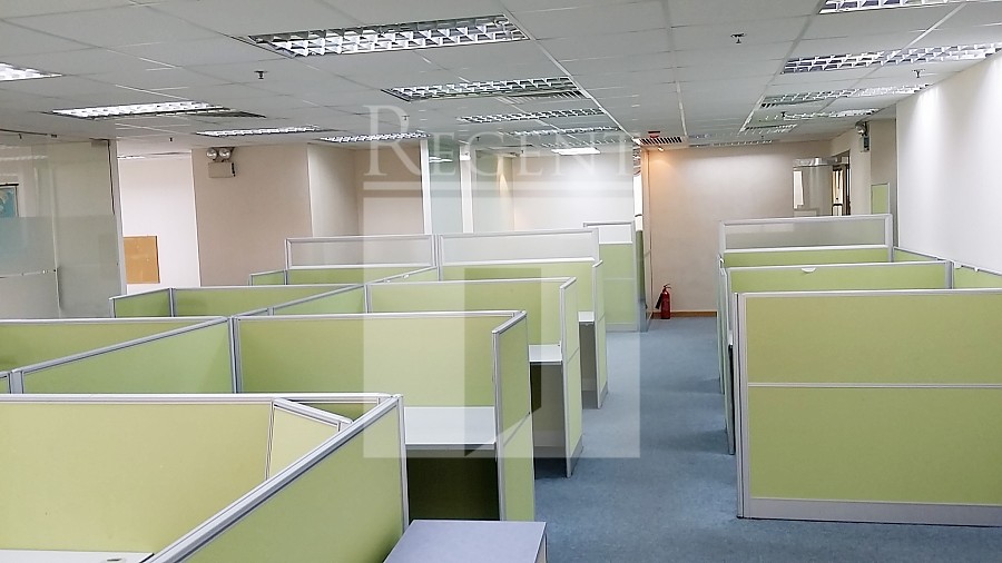 SKYLINE TOWER (宏天廣場)