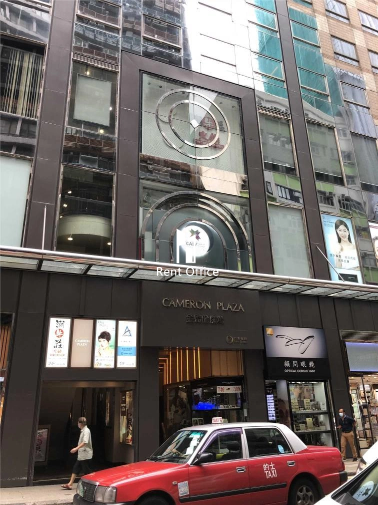 Cameron Plaza-3