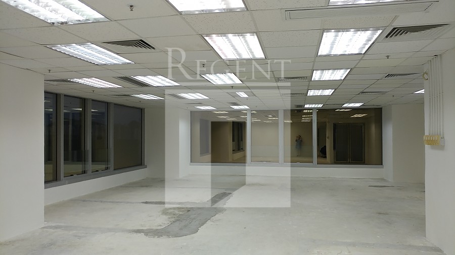 PROSPERITY MILLENNIA PLAZA (泓富產業千禧廣場)