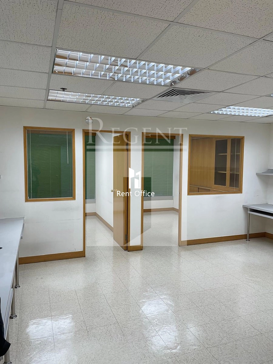 GINZA PLAZA (銀城廣場)