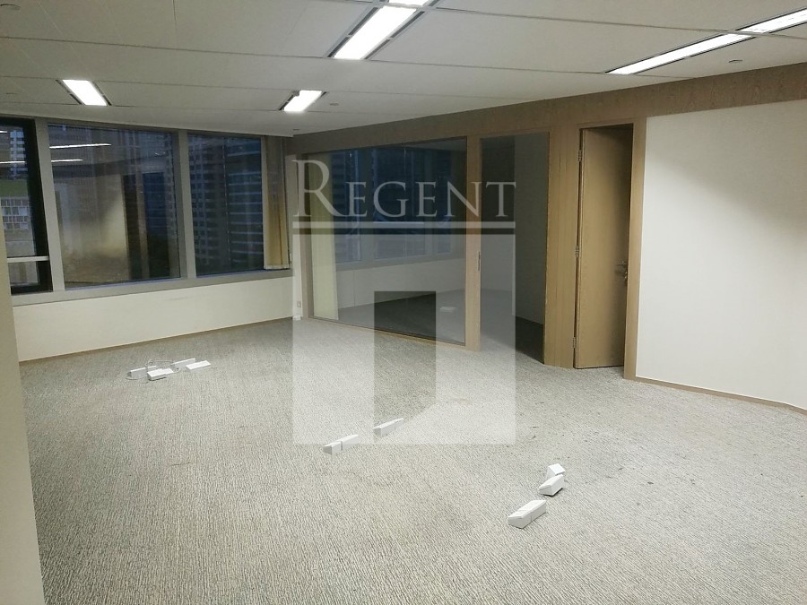 CHAMPION TOWER (冠君大廈)