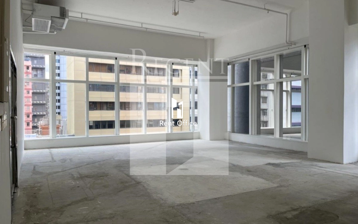 THE HENNESSY (THE HENNESSY)