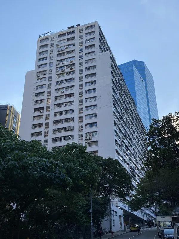 金來工業大廈一座