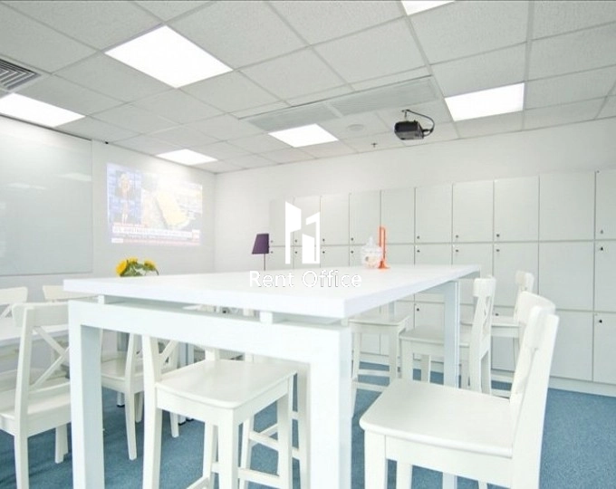 135 Commercial Centre, Bonham Street East