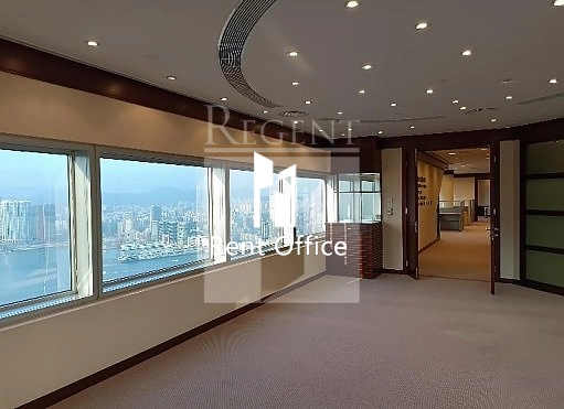 BANK OF CHINA TOWER (中銀大廈)-RGP024450