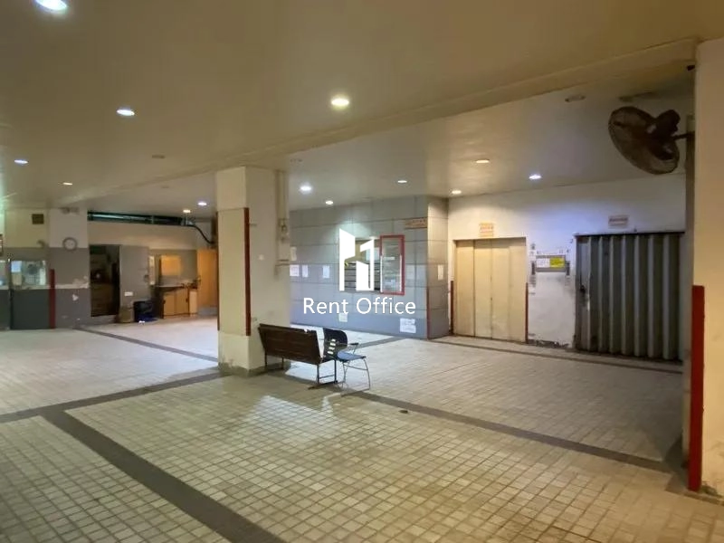 Lee On Industrial Building