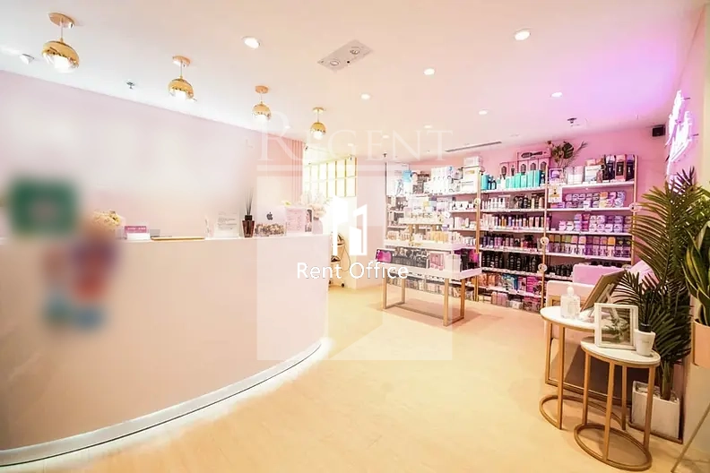 CARNARVON PLAZA (加拿芬廣場)