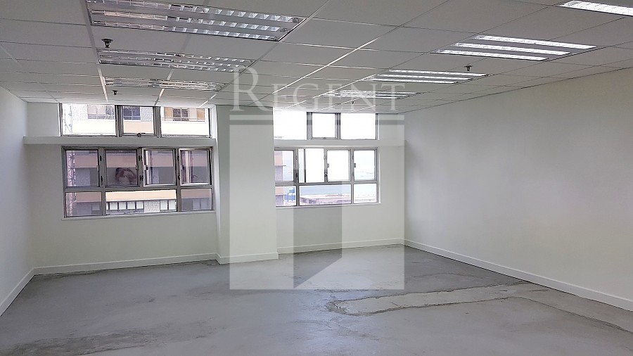 KAI TAK COMMERCIAL BUILDING (啟德商業大廈)