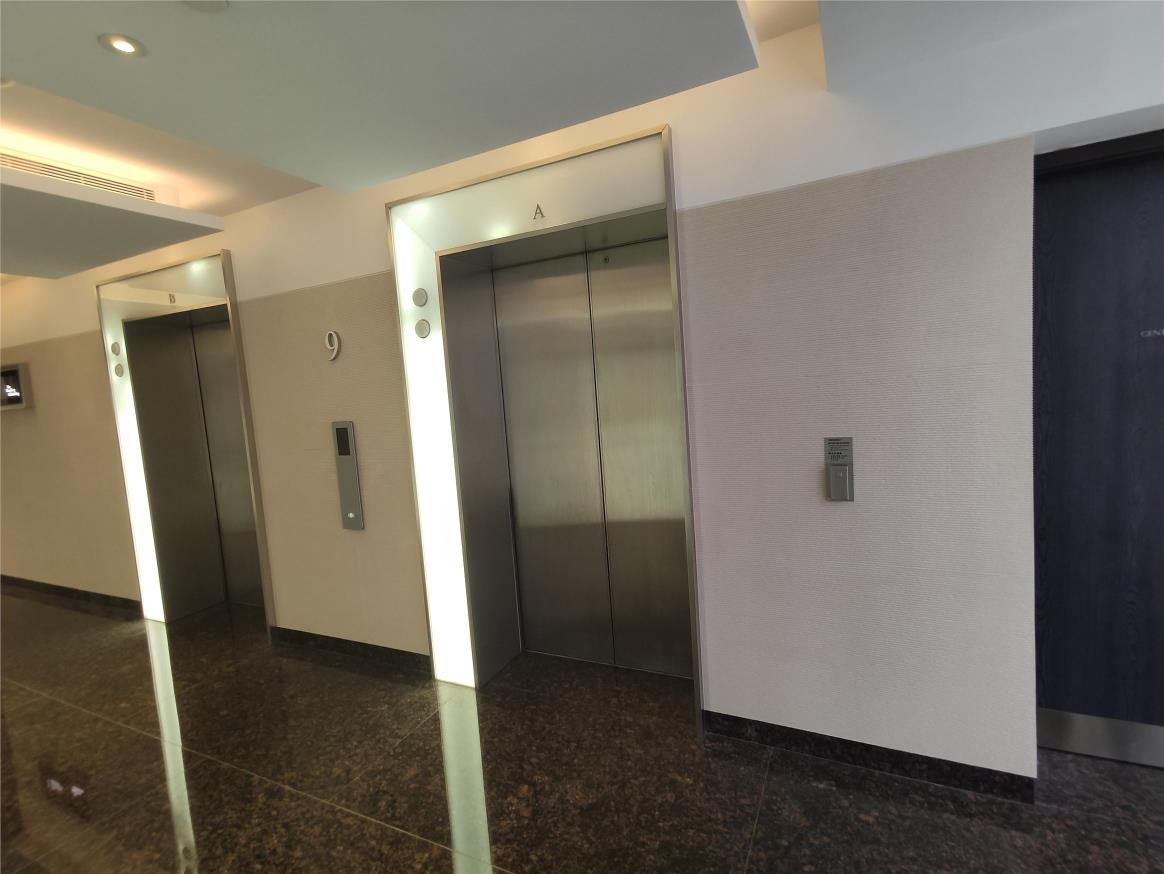 Hong Kong Club Building  香港會所大廈