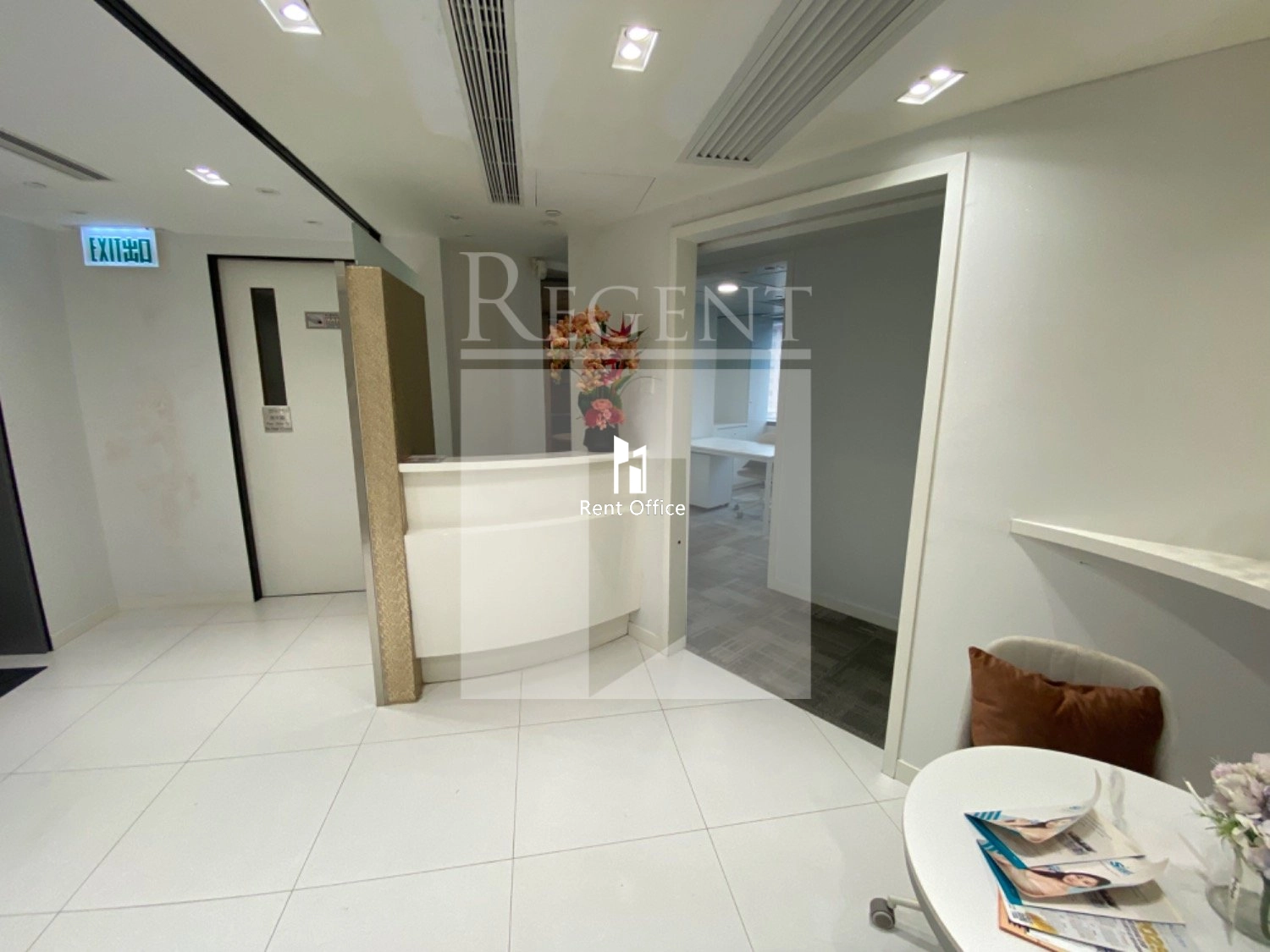 PLAZA 2000 (2000年广场)-C0599336