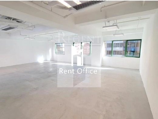 OFFICEPLUS @WAN CHAI (協成行灣仔中心)